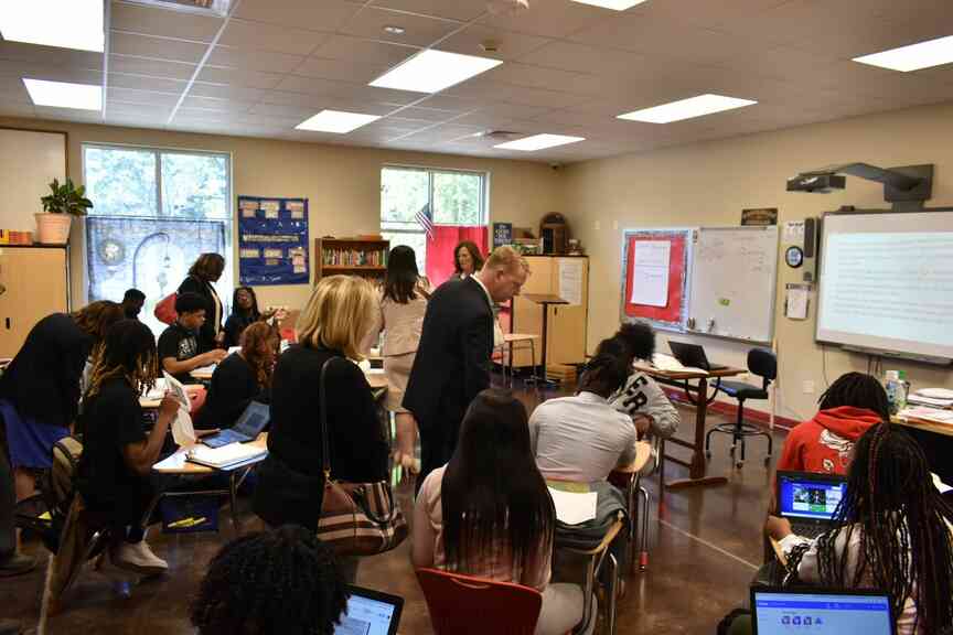 Superintendents respond to new school letter grades