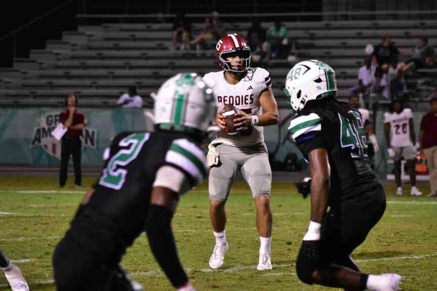 Reddies keep away from Boll Weevils for 48-18 win