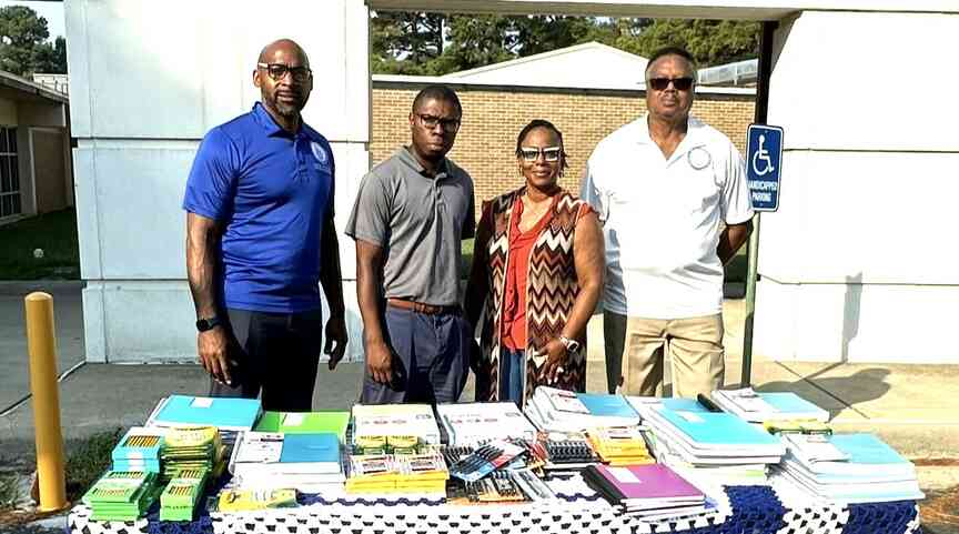 Phi Beta Sigma donates to Southwood