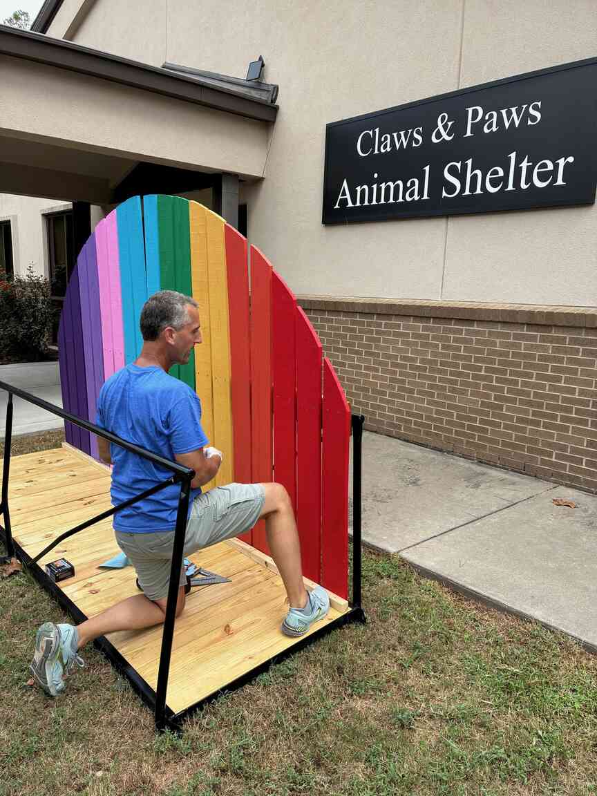 Volunteers tackle projects across Pine Bluff