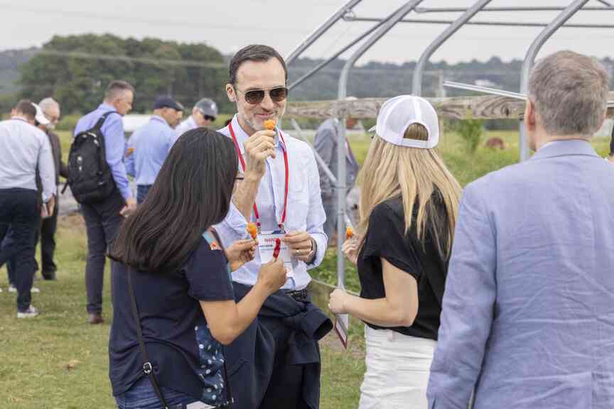 University of Arkansas ag facilities host international visitors