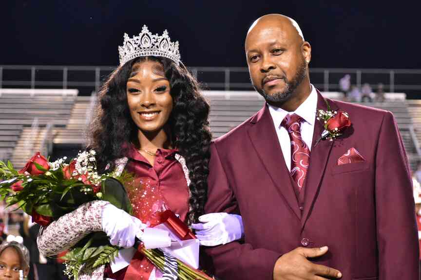 Searcy Lions roar past Pine Bluff in Zebras’ homecoming game