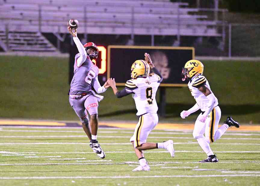 Pine Bluff wins 32-8 over Watson Chapel