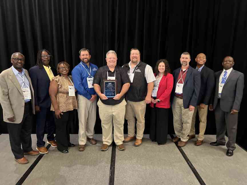 Arkansas Discovery Farms team helping farmers go green