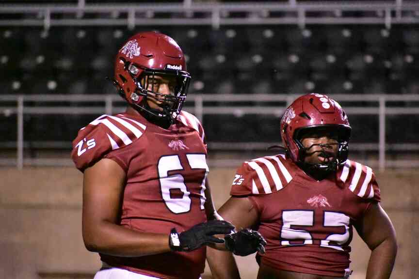 Pine Bluff Zebras will face White Hall Bulldogs to end season