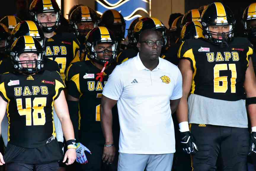 Prairie View A&M’s win over UAPB leaves Golden Lions 0-3 in Texas for year