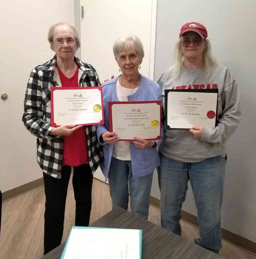 CLUB NEWS: White Hall Willing Workers Extension Homemakers Club meets in October