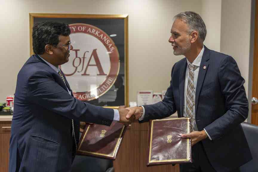 UA System Division of Agriculture working on clean plant centers in India