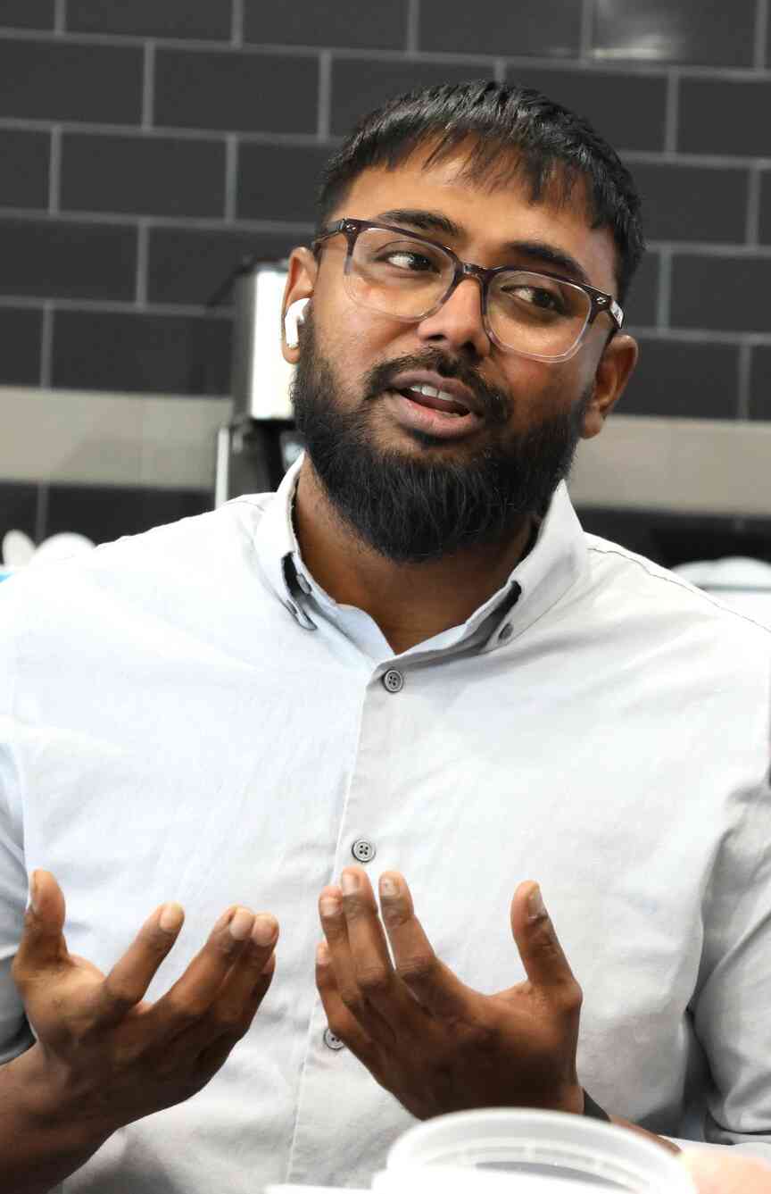Gas station boasts Indian buffet