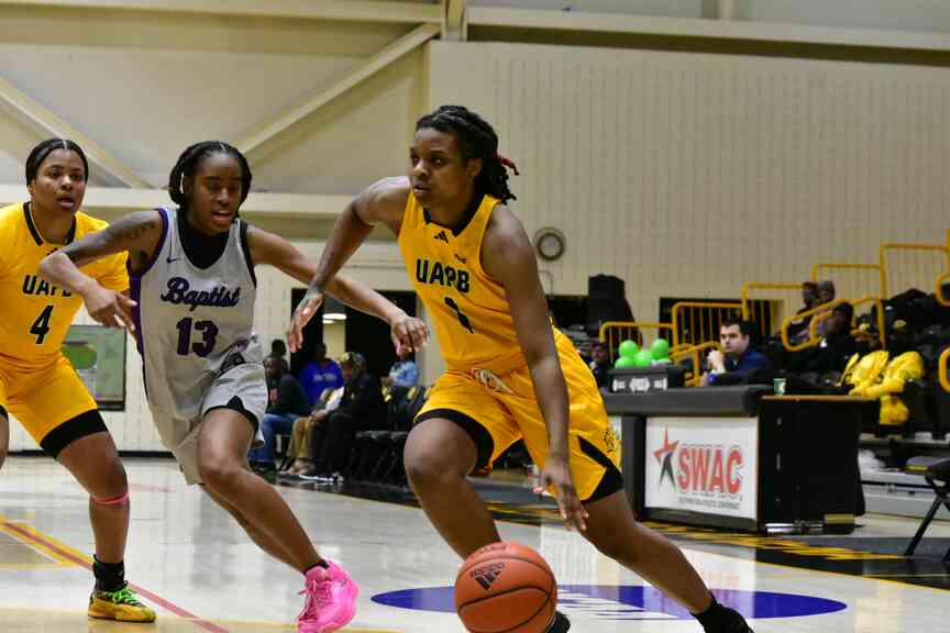 Lady Lions pull away from Baptist