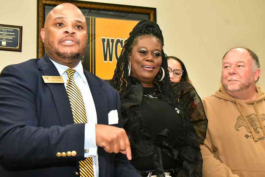 WCSD employees set to receive bonuses