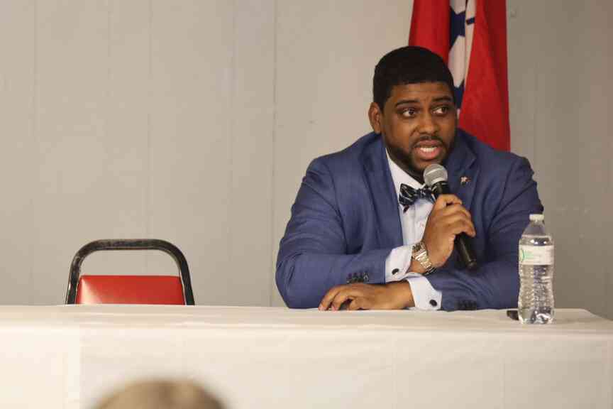 Candidates for Jefferson County sheriff blast incumbent during panel