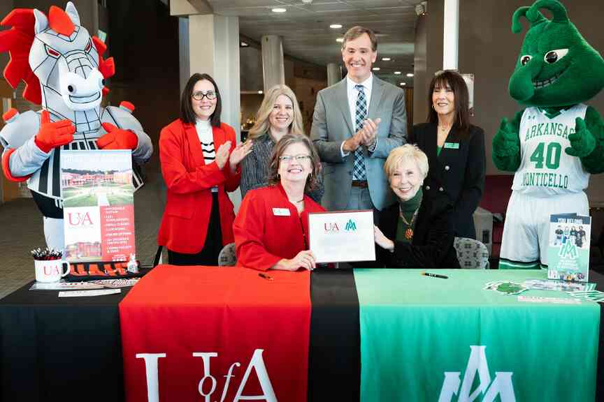 University of Arkansas Community College at Hope-Texarkana, UA-Monticello partner on new degrees