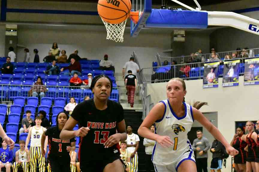 Sheridan girls start fast, top White Hall