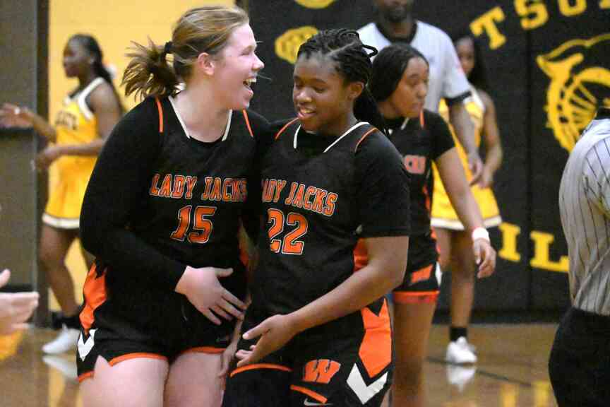 Warren girls beat Watson Chapel, remain undefeated