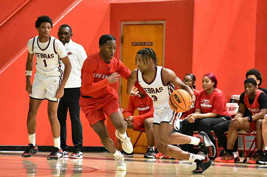 Pine Bluff falls to Texarkana on senior night