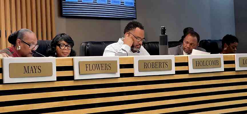 Pine Bluff City Council rejects ordinance to dissolve Urban Renewal